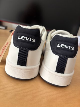 Zapatillas Levi's Blancas Levis