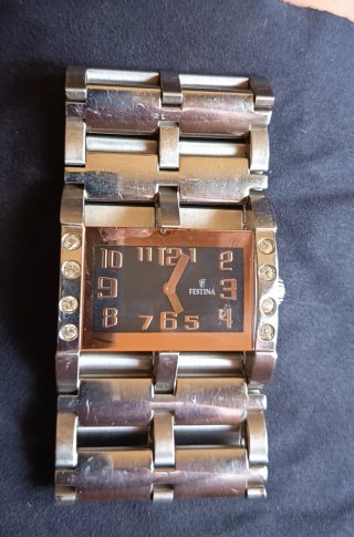 Reloj Festina Mujer Negro y Plateado
