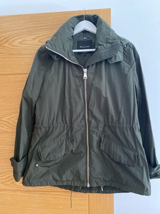 Impermeable Massimo Dutti verde