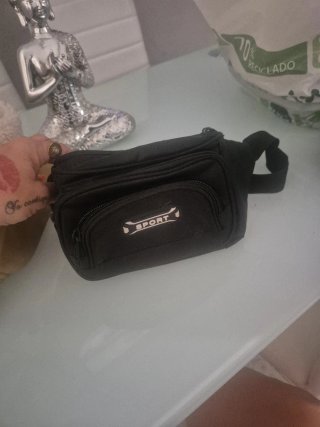 Riñonera negra con logo SPORT