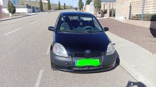 Toyota Yaris 2000