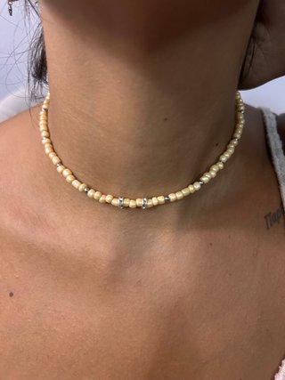 Collana perle e cristalli dorata