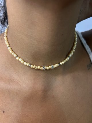 Collana perle e cristalli dorata