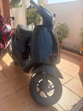 Piaggio Zip Base Negra precio negociable