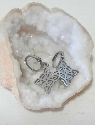Pendientes Nudo de Bruja (Acero Inoxidable)