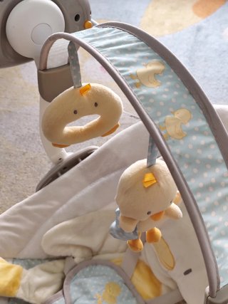 Columpio bebé peluche patito
