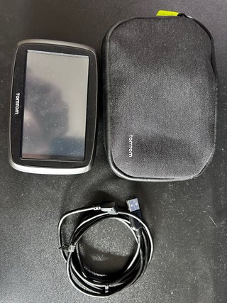 TomTom Start 40 GPS con funda y cable