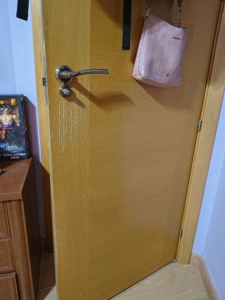 Puerta de madera