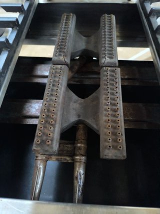 Cocina Industrial Gas 4 Fuegos + Plancha