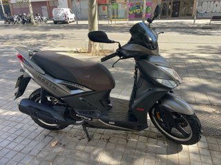 Kymco Agility City scooter; increible!! Nueva!!