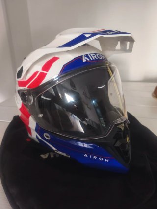 Casco Moto Trail Airoh Commander 2