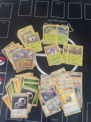 Mazo Pokémon Eléctrico y Planta