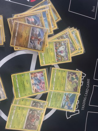Mazo Pokémon Eléctrico y Planta