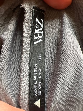 Vestido gris drapeado