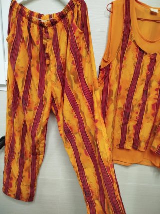 Conjunto blusa y pantalón T.G.