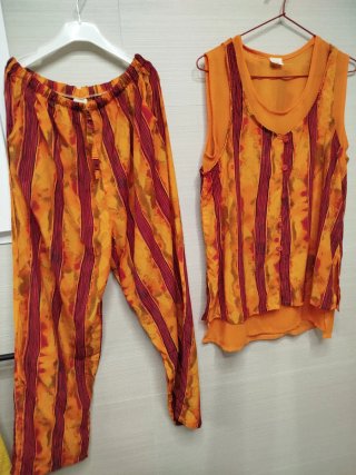 Conjunto blusa y pantalón T.G.