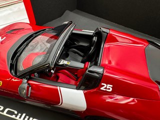 BBRP18251F BBR Ferrari 12 Cilindri Spider Rosso Ra