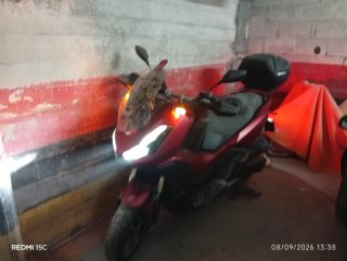 Honda ADV 350 Granate Seminueva