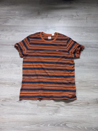 Camiseta Levi's rayas naranja y azul