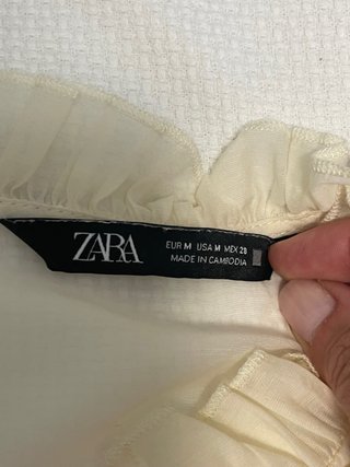 Camisa Zara Beige Talla M Volantes