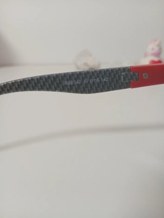 Gafas de sol Ray-Ban negras polarizadas