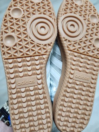 Zapatillas Adidas plateadas mujer talla 40