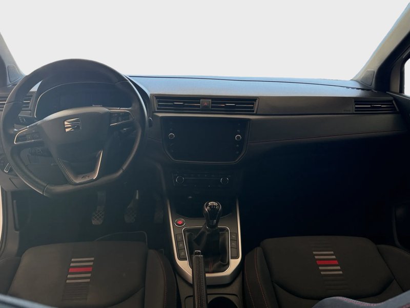 SEAT Arona 1.0 TSI FR (2021) 2021, foto 9