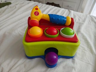 Juguete Martillo y Pelotas Infantiles
