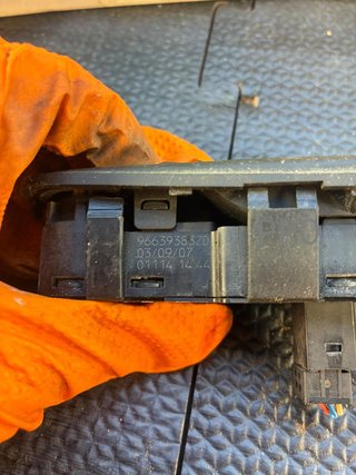 96639383ZD Mando elevalunas delantero izquierdo Citroen  c4 Picasso