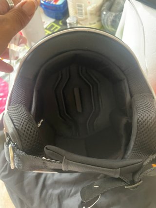 Casco de moto NAVA blanco y negro