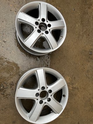 2 Llantas Mercedes Benz 6x16 (precio de la pareja)