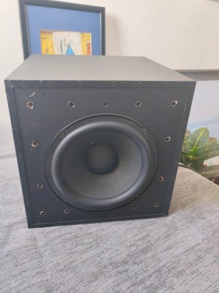 Yamaha NS-SW50 Subwoofer Negro