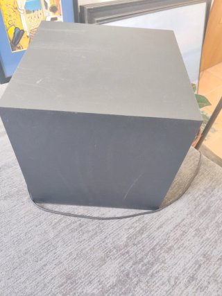 Yamaha NS-SW50 Subwoofer Negro