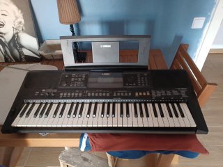 Teclado Yamaha PSR-E463