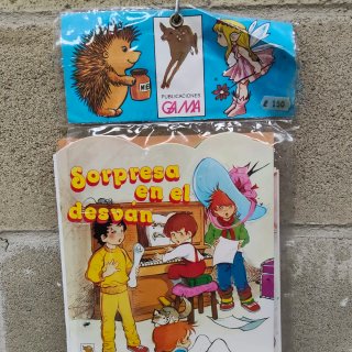 Colección cuentos antiguos Roberta y su panda