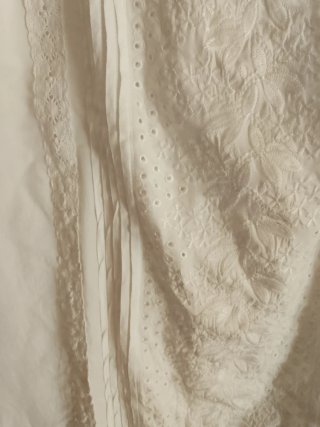 Blusa ANANY bordada blanca talla XL