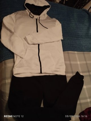 Conjunto Chándal Hombre Blanco y Negro