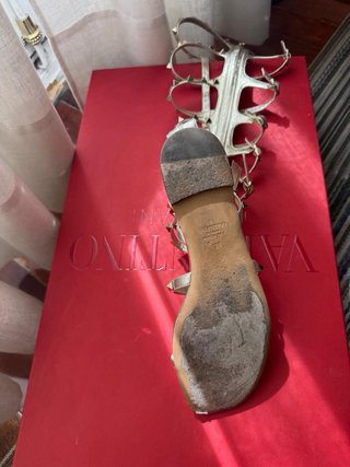 Sandalias Romanas Valentino Doradas