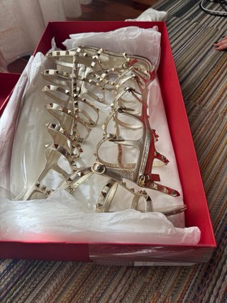 Sandalias Romanas Valentino Doradas