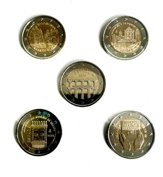 Lote 5 monedas 2€ España. Muy bueno.