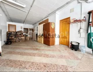 Se vende garaje con trastero posible loft.