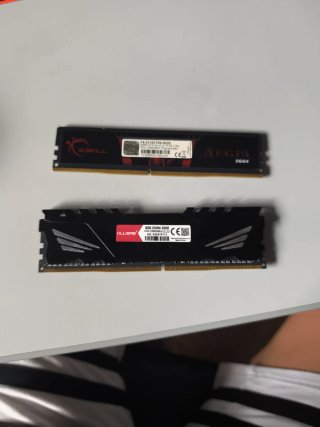 2 Memorias RAM PC G.SKILL y KLLISRE 8G