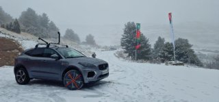 Barras techo Jaguar E-Pace + Portaesquís
