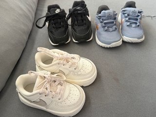 Lote Zapatillas Nike Bebé