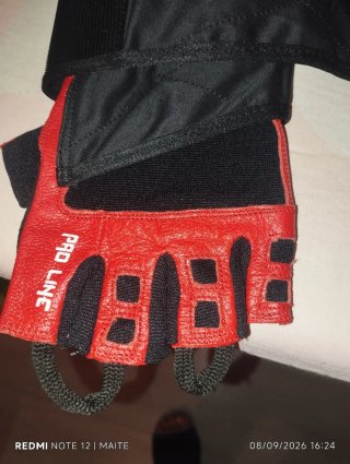 Guantes de deporte DOONE negros y rojos