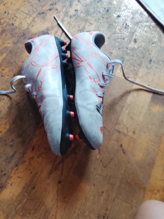 Zapatos de fútbol Puma Tacos Gris/Rojo