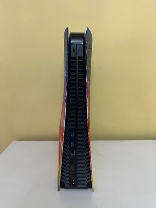 PS5 825GB PERSONALIZADA GTA + MANDO ROJO