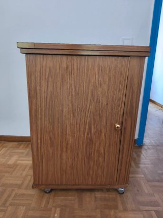 Máquina de coser Singer antigua