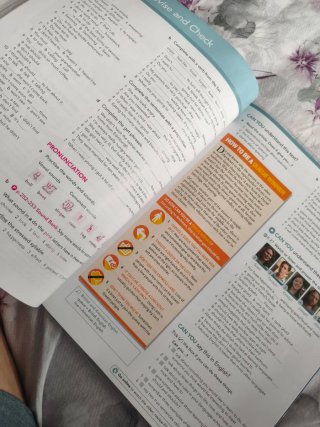 English File A2/B1 Pre-intermediate With Online...