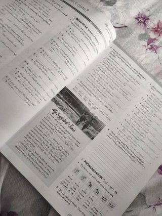 English File A2/B1 Pre-intermediate With Online...